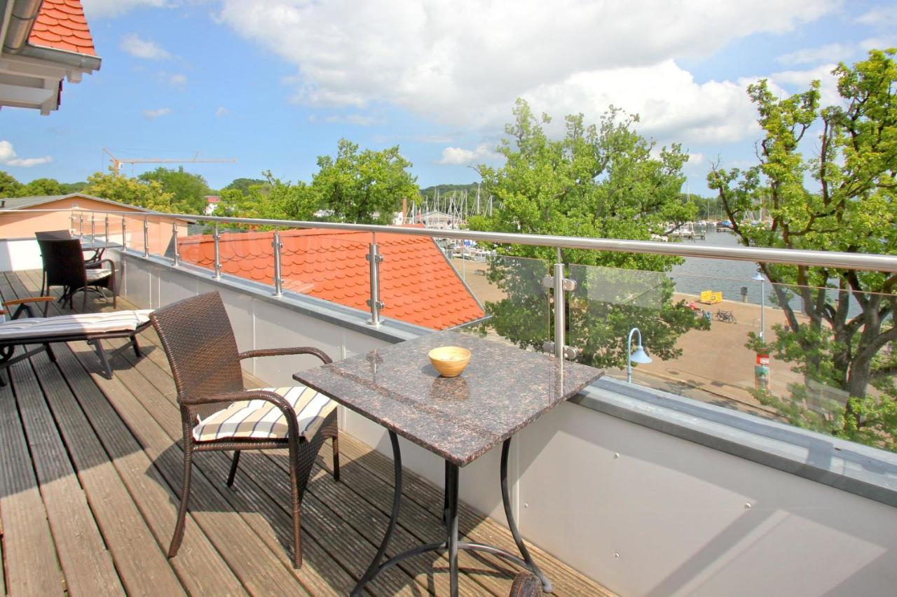 Hafennahe Penthousewohnung Mit Meerblick - Hafenresidenz Lauterbach Fewo 2-7 Dış mekan fotoğraf