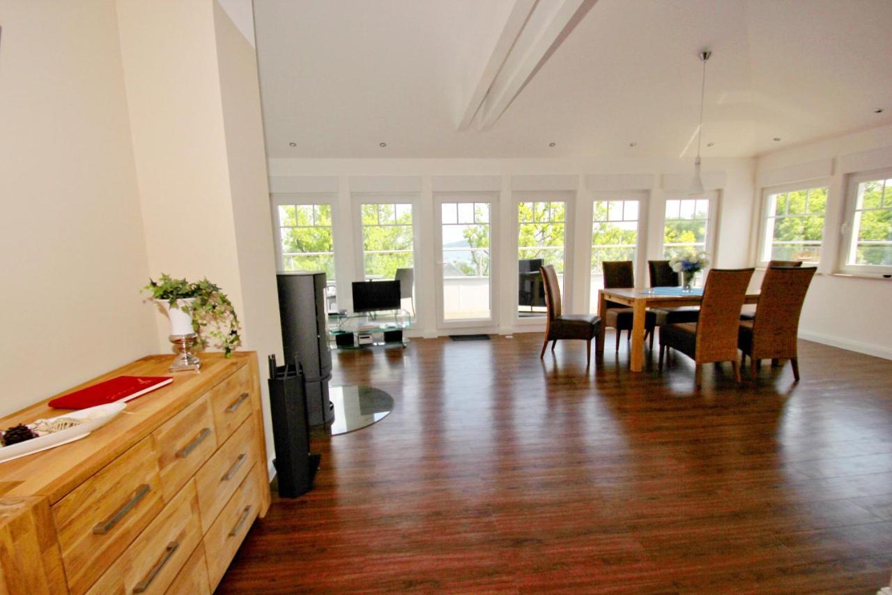 Hafennahe Penthousewohnung Mit Meerblick - Hafenresidenz Lauterbach Fewo 2-7 Dış mekan fotoğraf